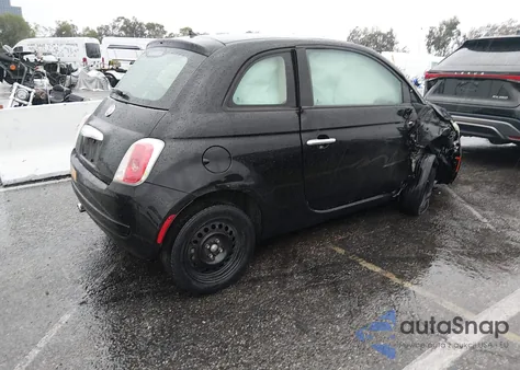 2015 Fiat 500 Pop z USA, uszkodzony, nr VIN 3C3CFFAR1FT501796